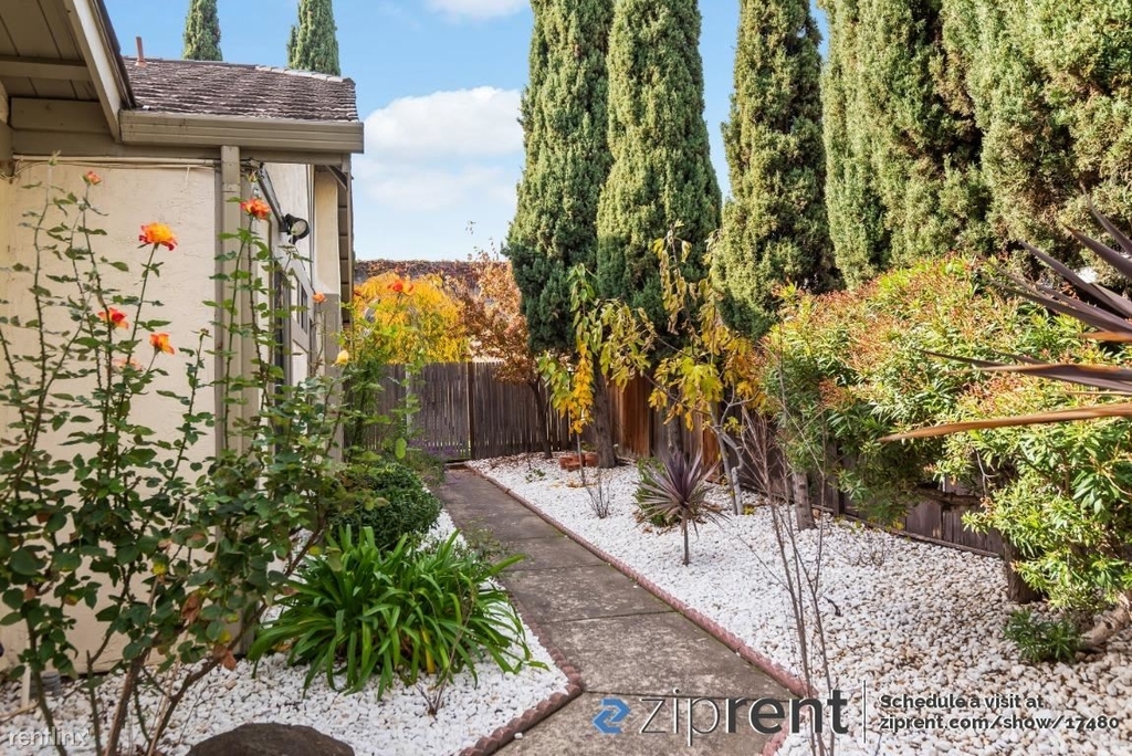 4285 Tanager Common - Photo 23