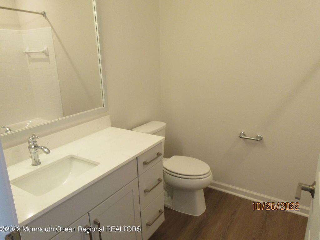900 Wessex Place - Photo 21