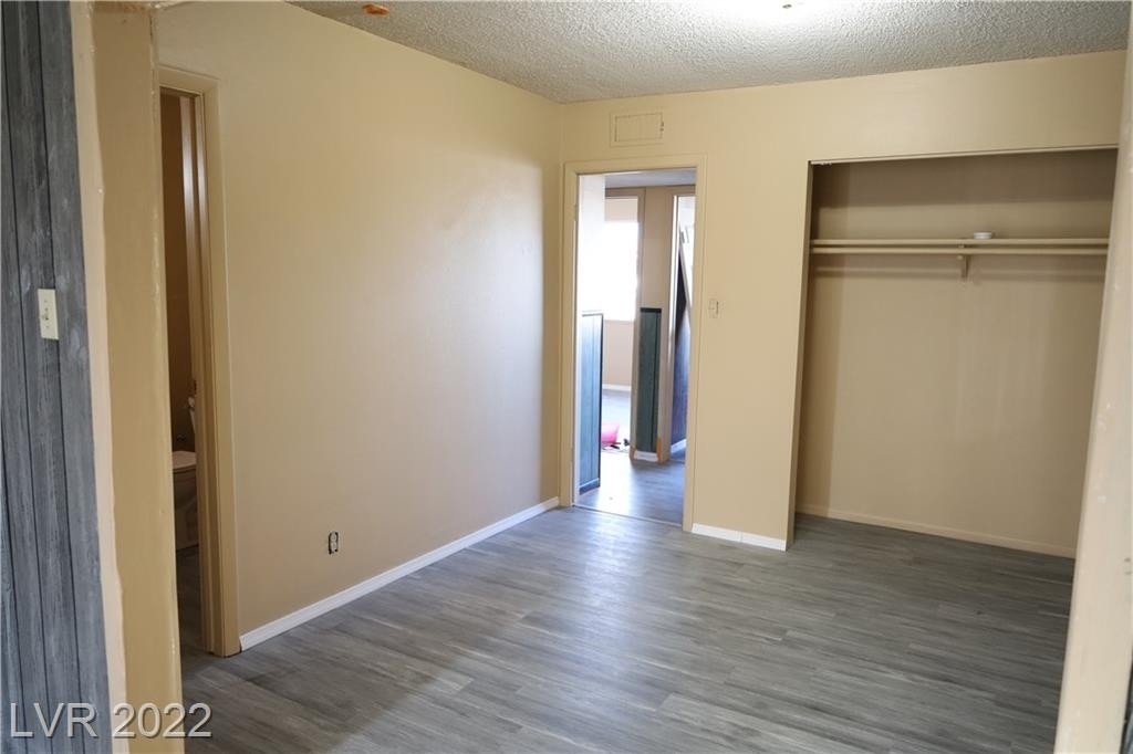 6521 Bristol Way - Photo 2