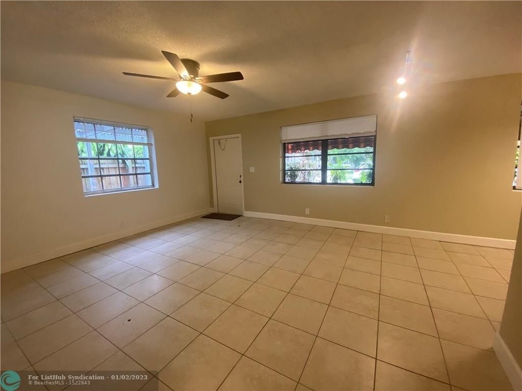 2500 Sw 18th Ter - Photo 8