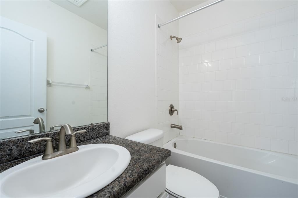 3844 Silverlake Way - Photo 19