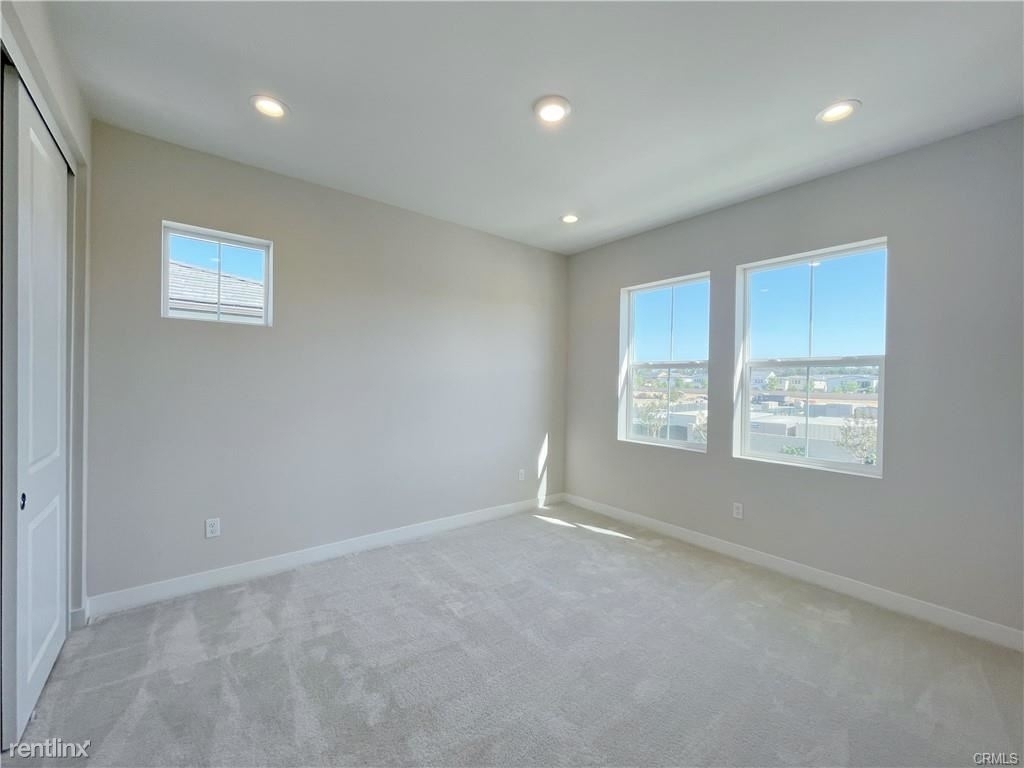 221 Fremont - Photo 8