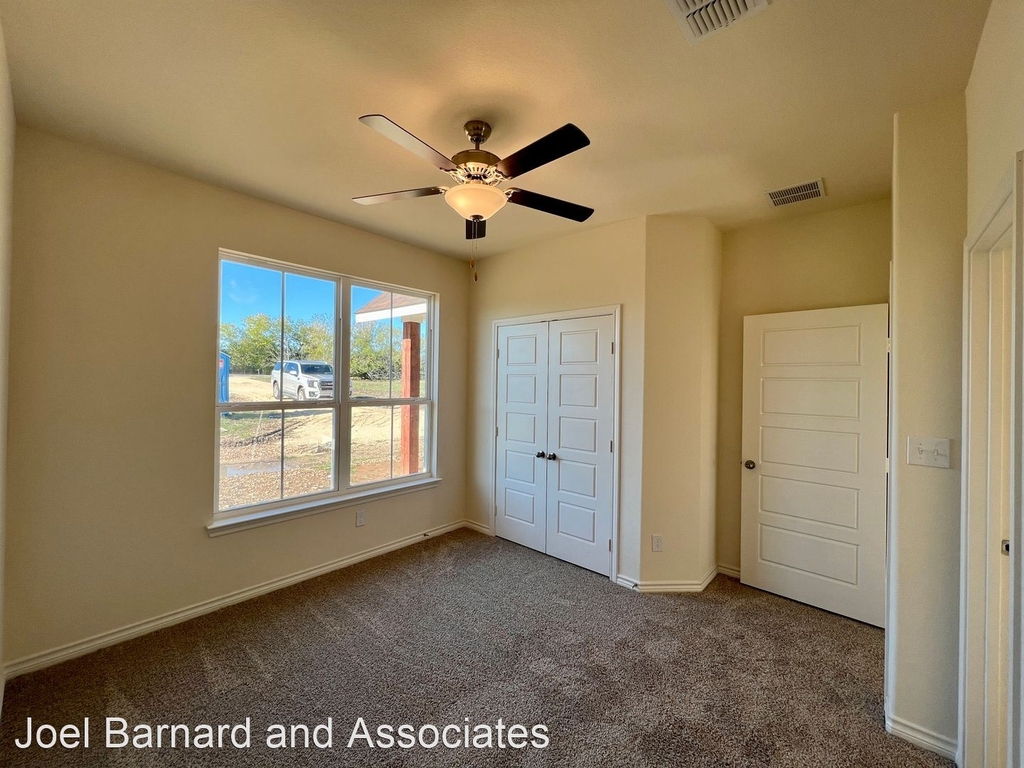 555 Cottonwood Creek - Photo 14