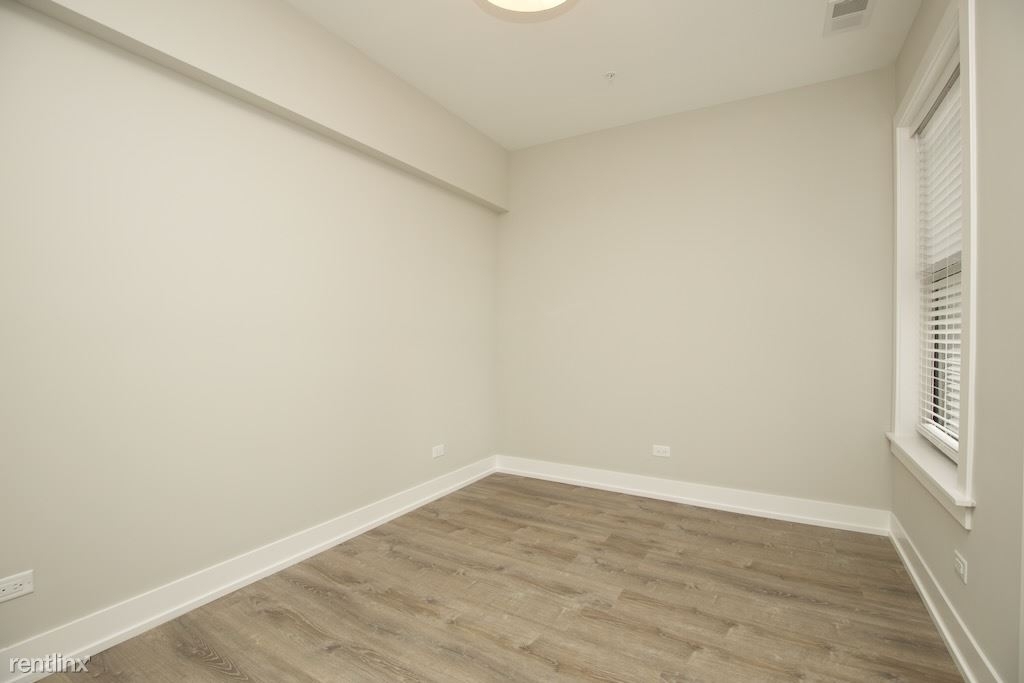 1138 Maple, Unit 4 - Photo 8