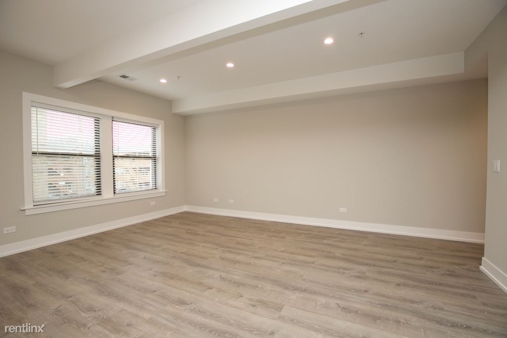 1134 Maple, Unit 4 - Photo 6