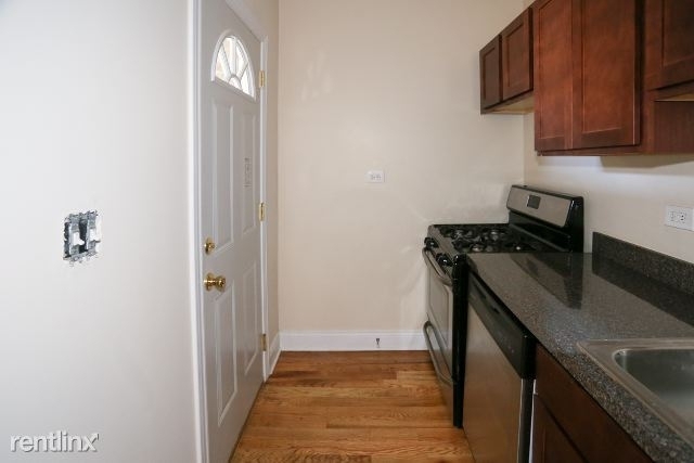 628 W. Cornelia, Unit E5 - Photo 2