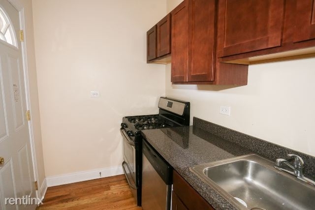 628 W. Cornelia, Unit E5 - Photo 1