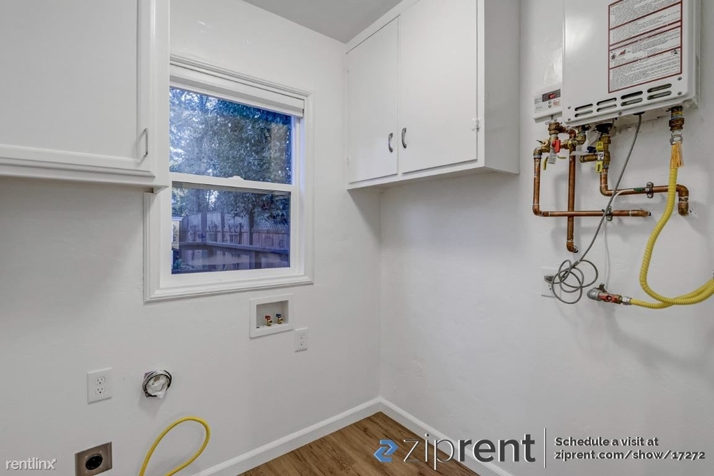 1535 A St - Photo 13