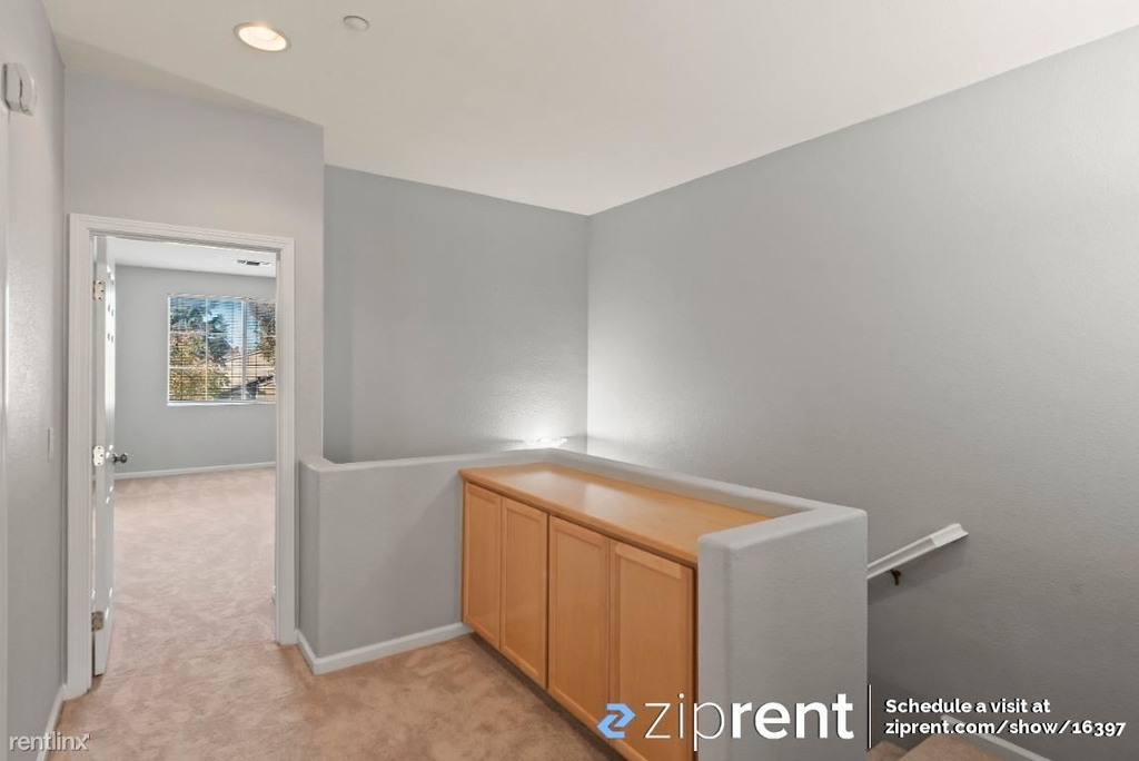 4154 Glenwood Terrace - Unit 2 - Photo 12