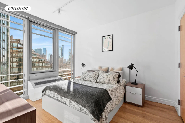 550 West 54th Street - Photo 1