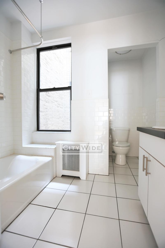 224 East 89th Street - Photo 3