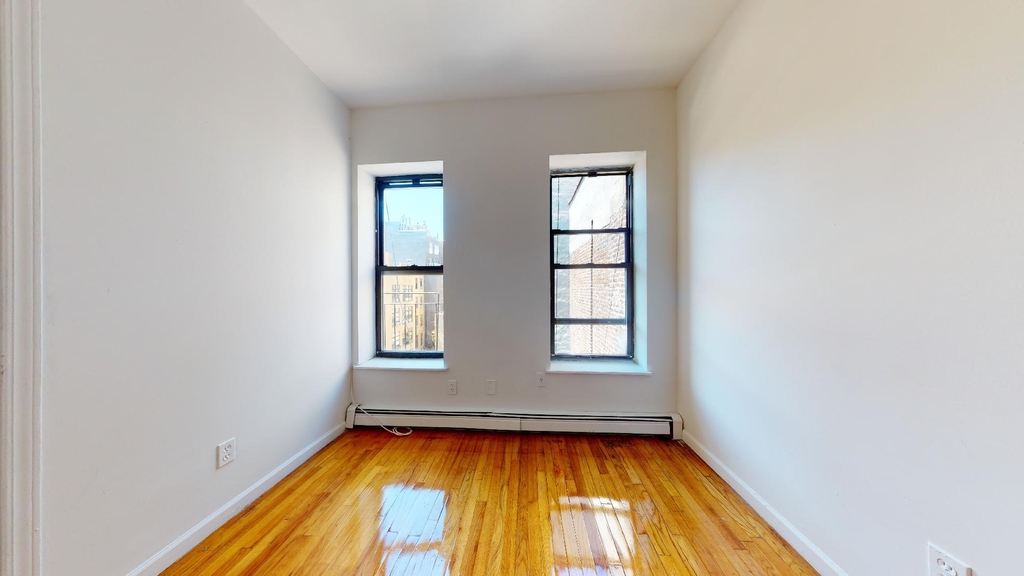 153 Avenue C - Photo 0