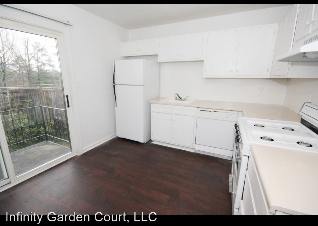 4060 Janice Drive - Photo 1