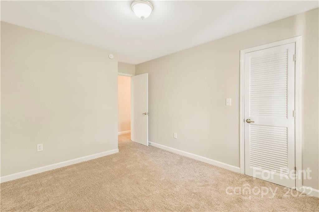 6326 Farmingdale Drive - Photo 20