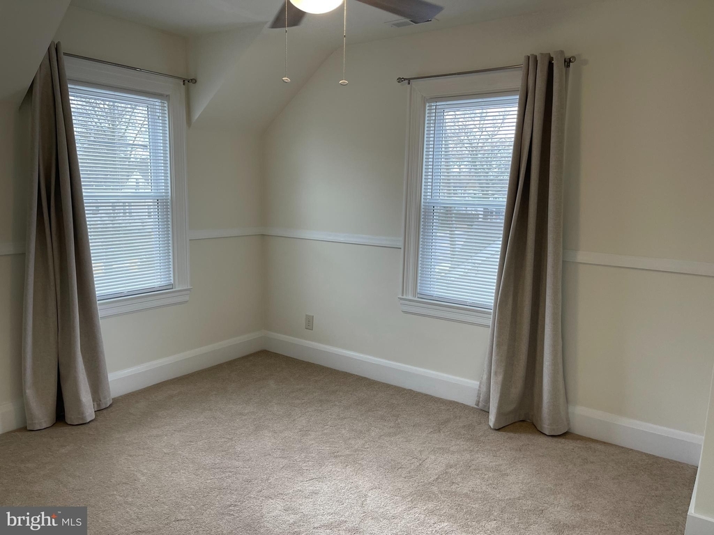 8 Georgia Avenue Nw - Photo 8