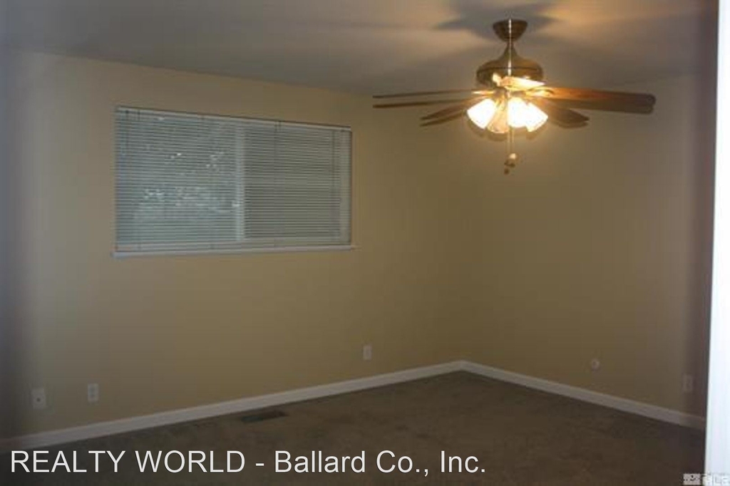 13935 Rancheros Drive - Photo 12