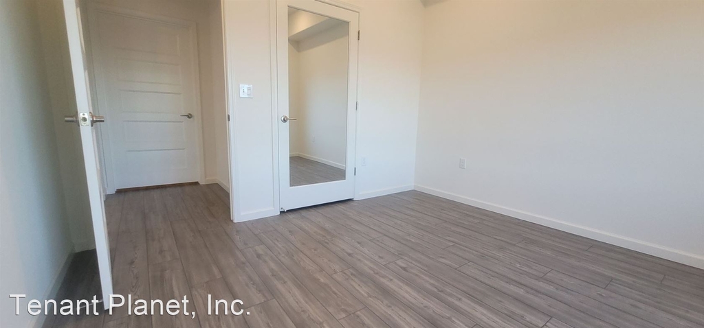 350 Llano De Los Robles Ave Unit 5 - Photo 25