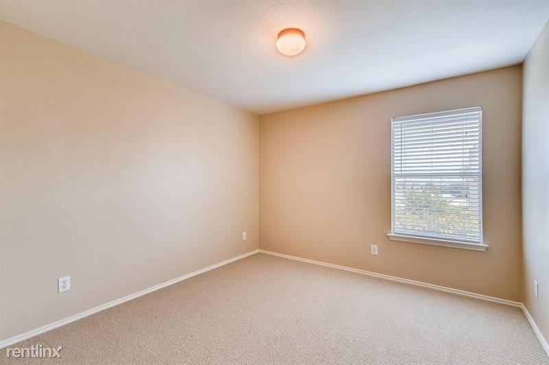 426 Dandelion Bend - Photo 13