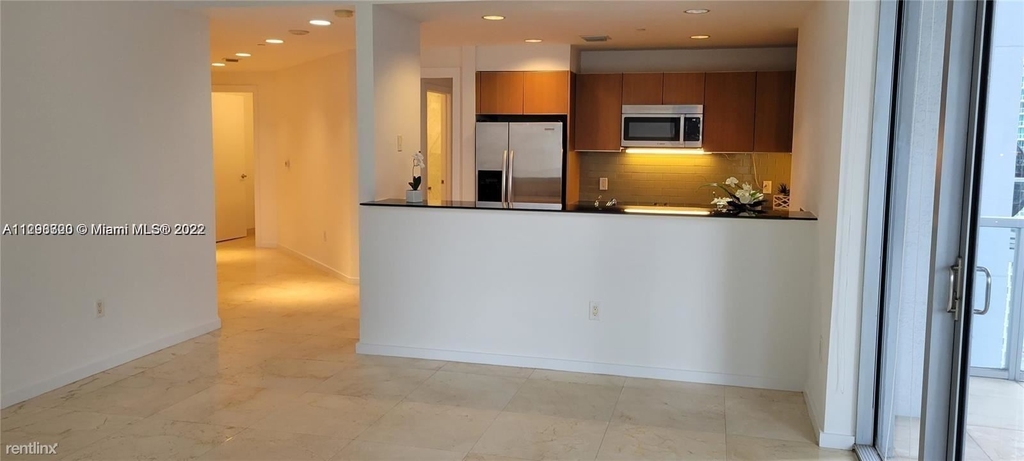 1050 Brickell Ave - Photo 5