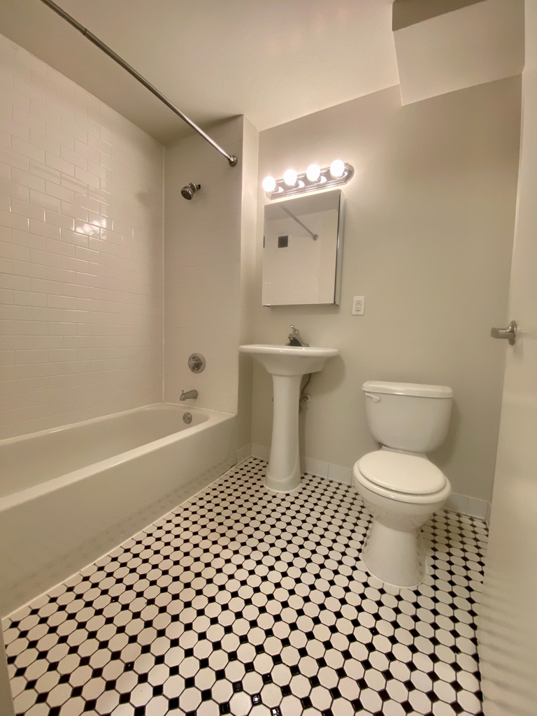 323 West 96th Street - Photo 3