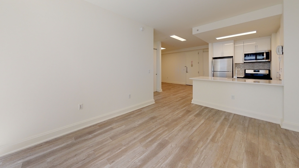 Copy of 10 Hanover Square, Unit 10f - Photo 3