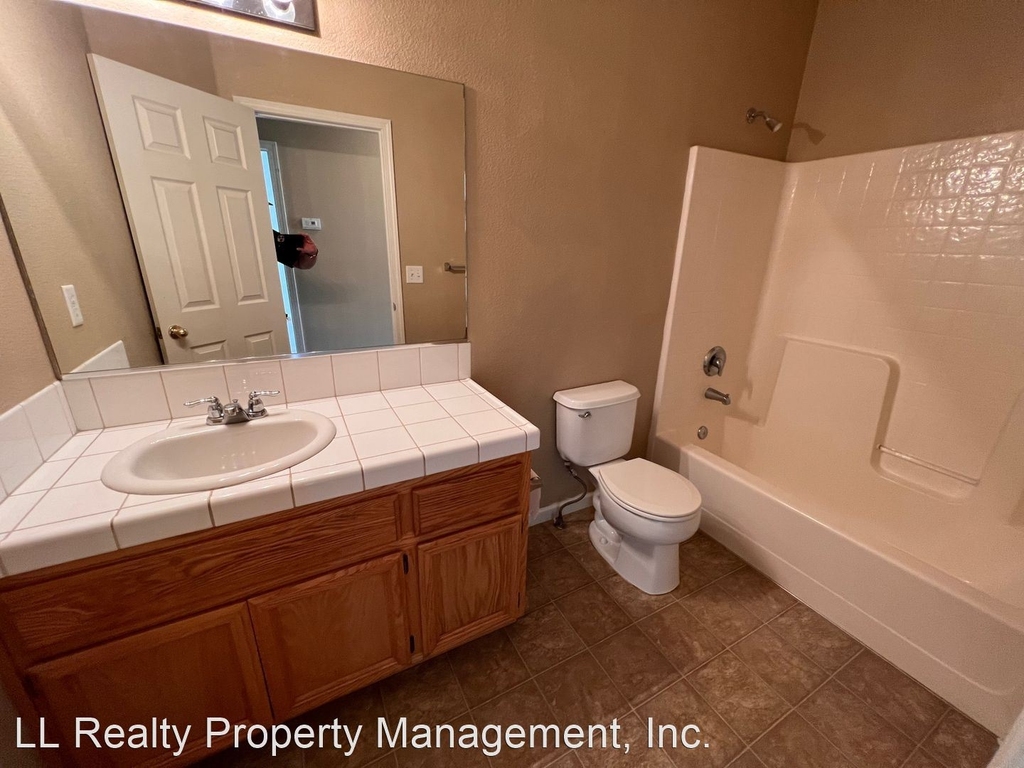 1266 Eider Circle - Photo 7