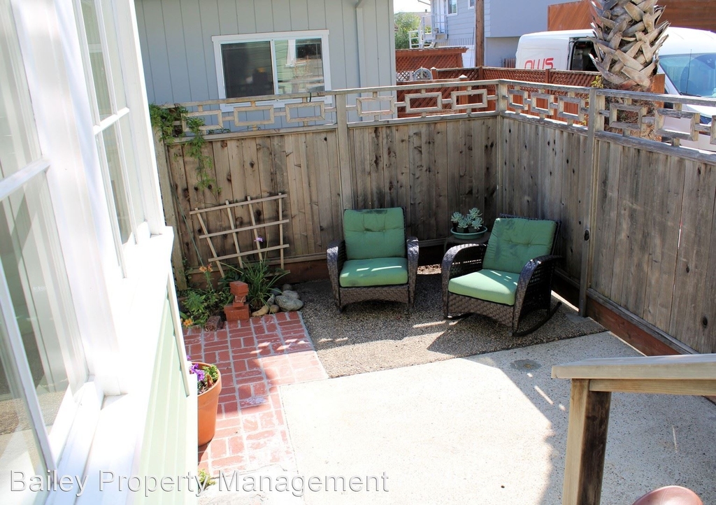 335 12th Ave - Photo 18