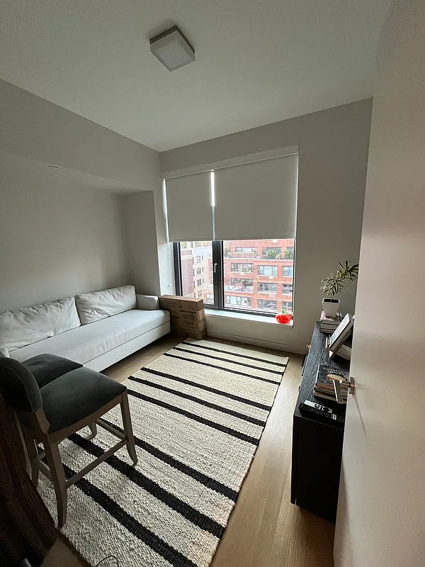 515 East 86th Street, Unit 1602 - Photo 4