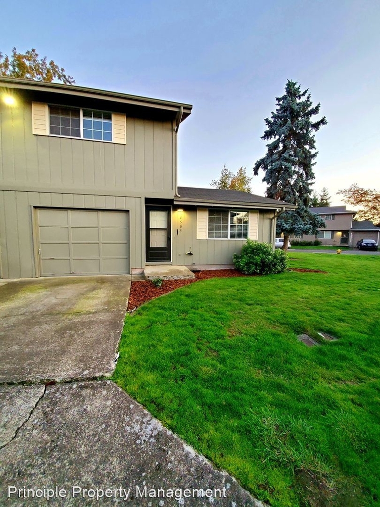 Meadowview Townhouses 4325 Sean Street - Photo 0