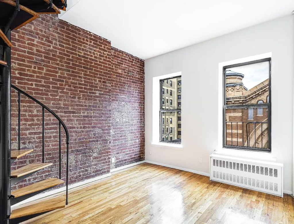 208 West 82nd Street - Photo 2