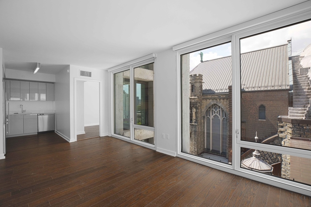 400 West 113th Street - Photo 1