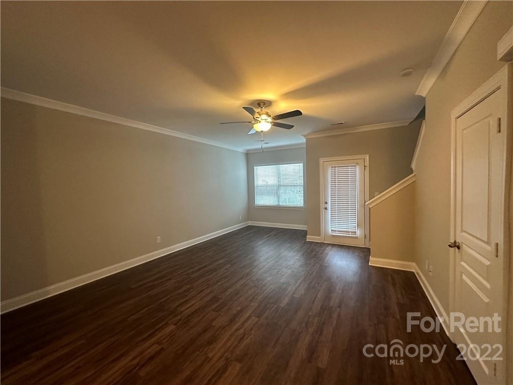 351 Halton Crossing Drive - Photo 1