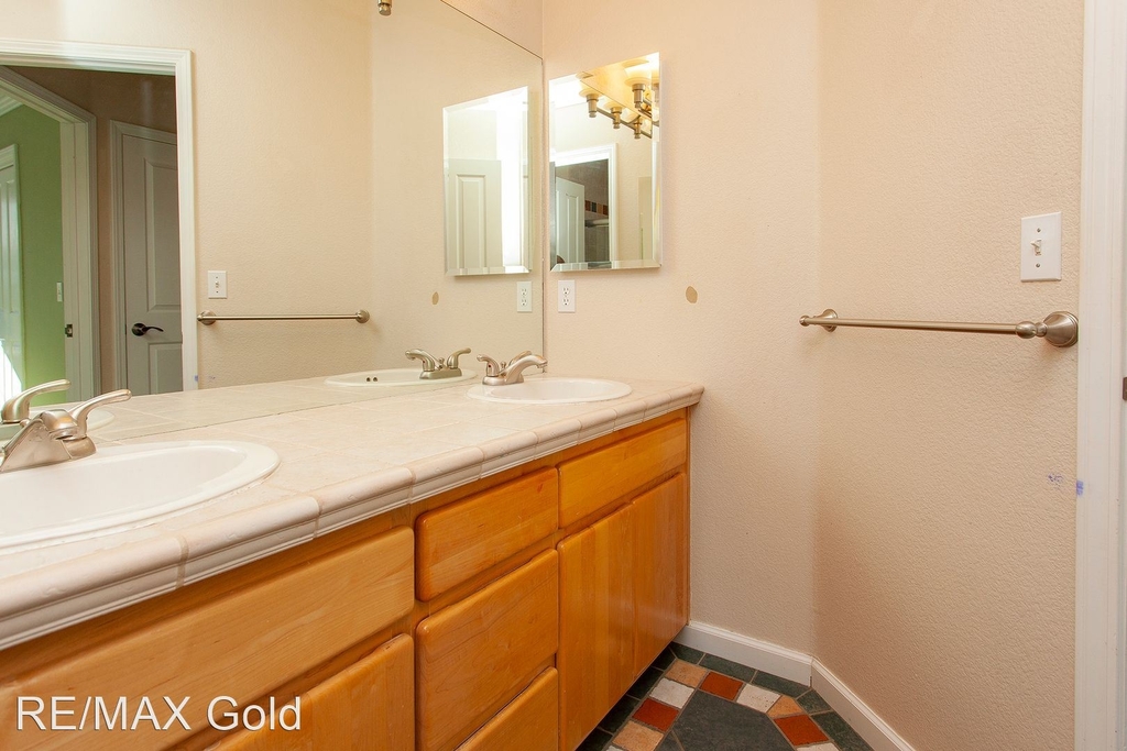 4661 Ellicot Court - Photo 47