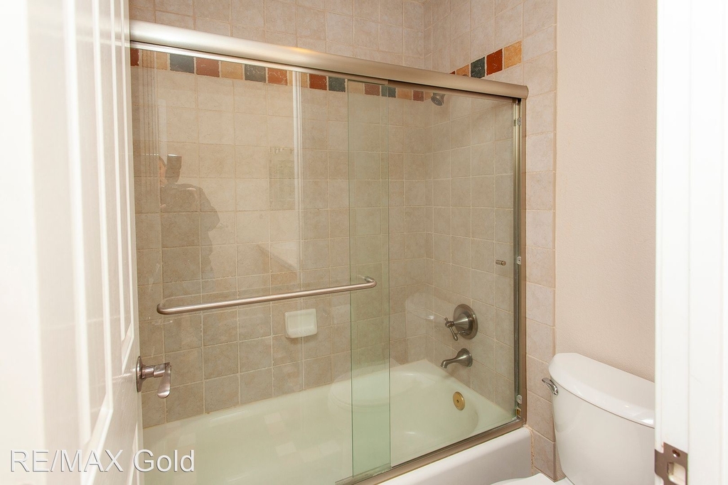 4661 Ellicot Court - Photo 12