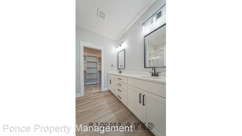 9135 S. 71st Street - Photo 4