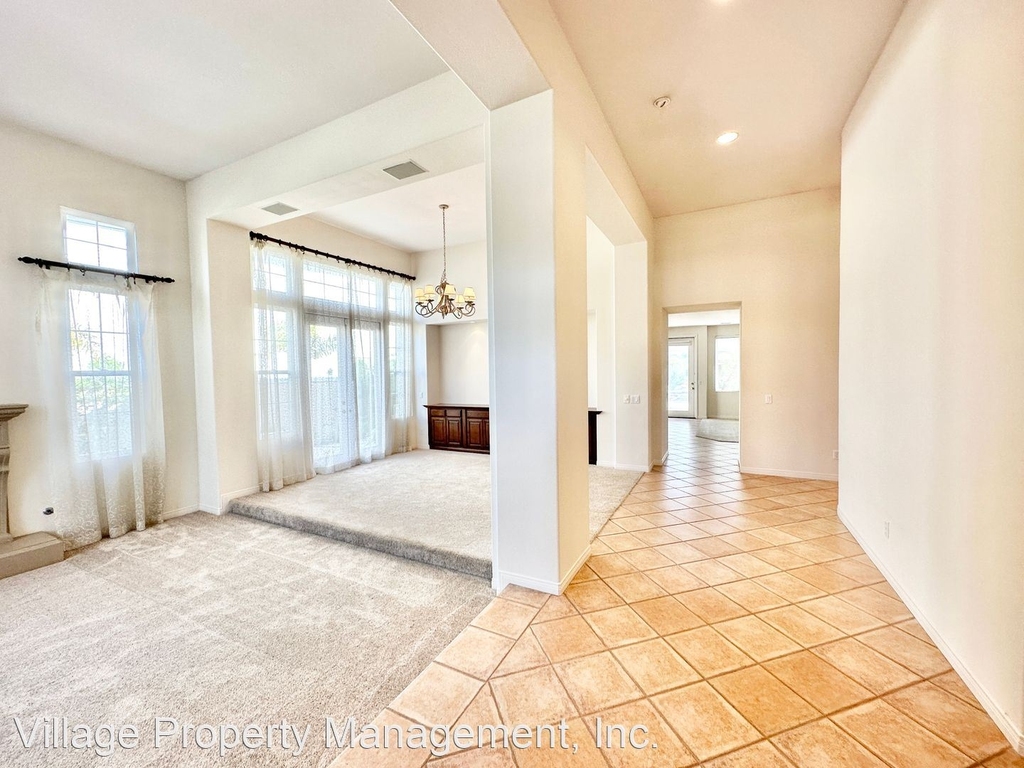 7415 Melodia Terrace - Photo 9