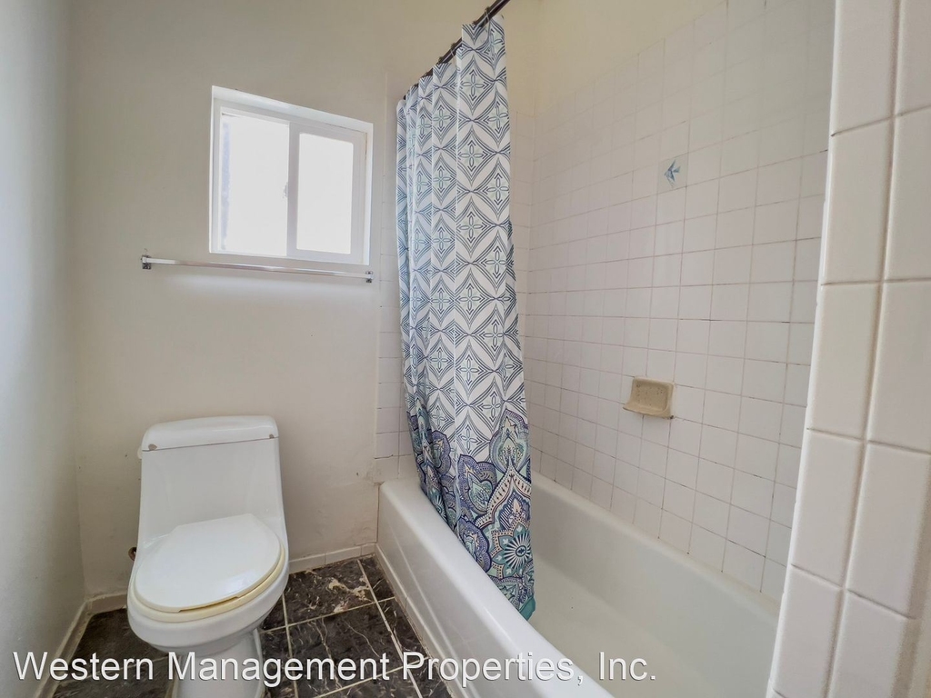 1722 33rd Ave. - Photo 9