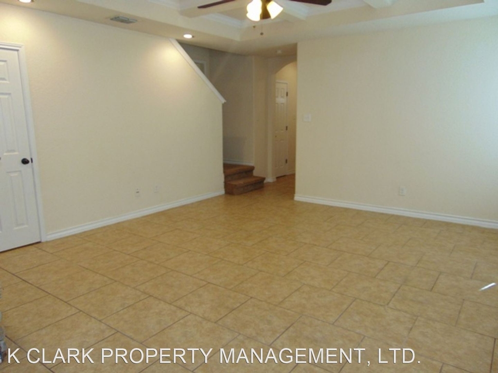 4919 Appleseed Court - Photo 11