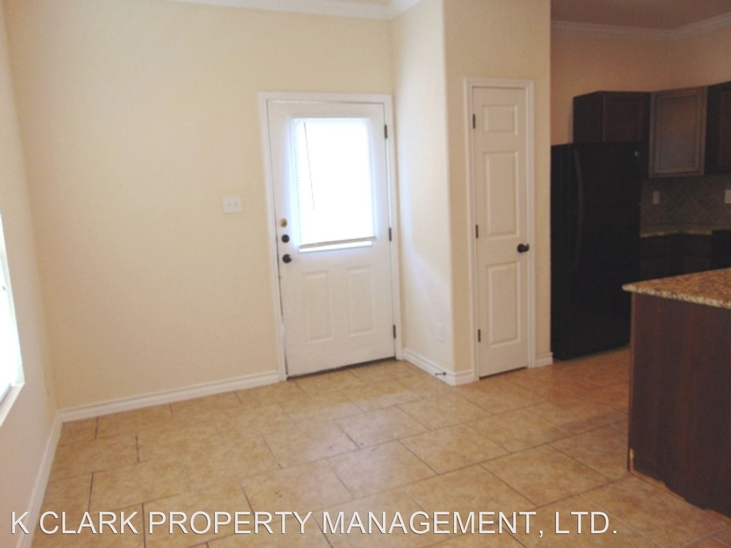 4919 Appleseed Court - Photo 15