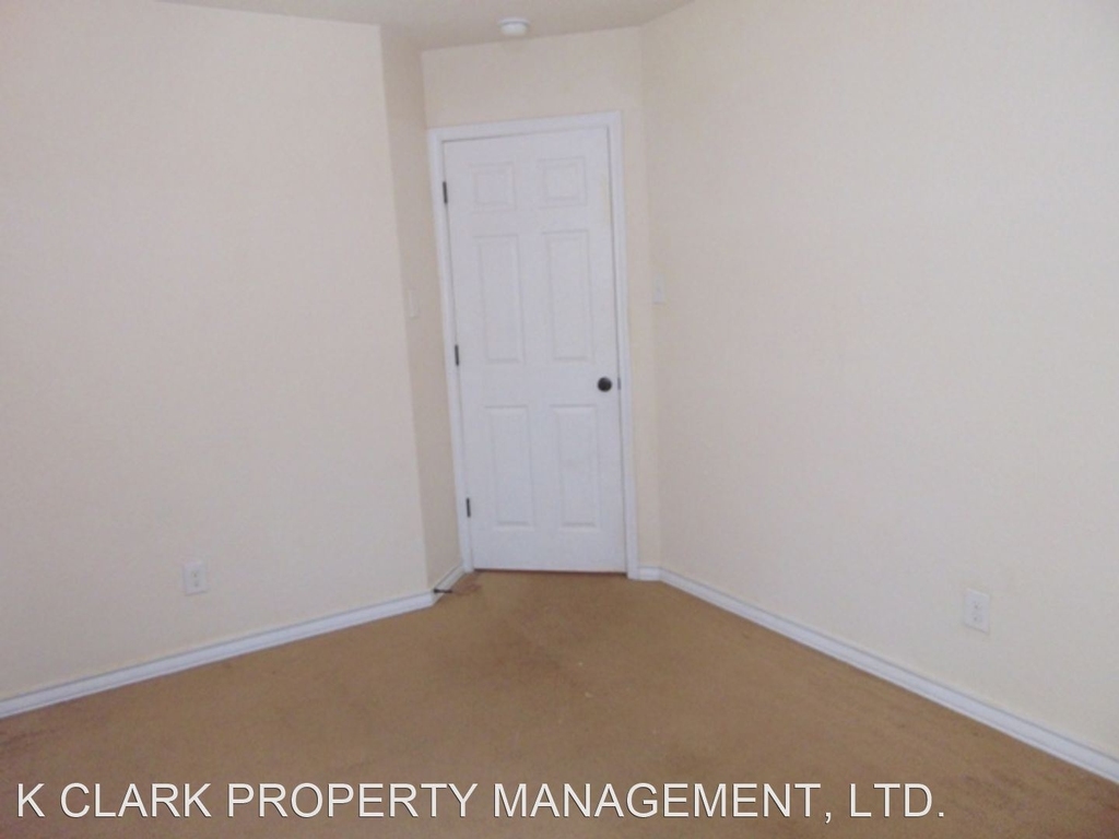 4919 Appleseed Court - Photo 35