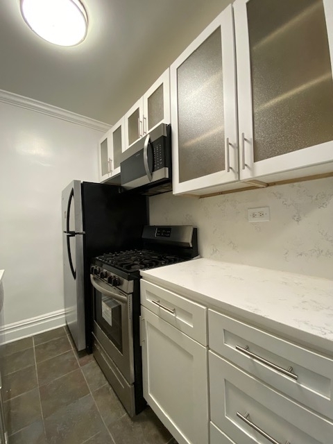 220 Cabrini Boulevard - Photo 4