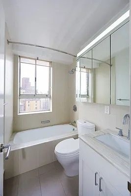 424 West End Avenue - Photo 2