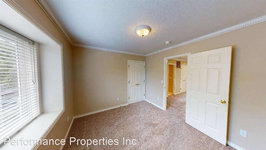 22804 Sw Pinehurst Drive - Photo 29