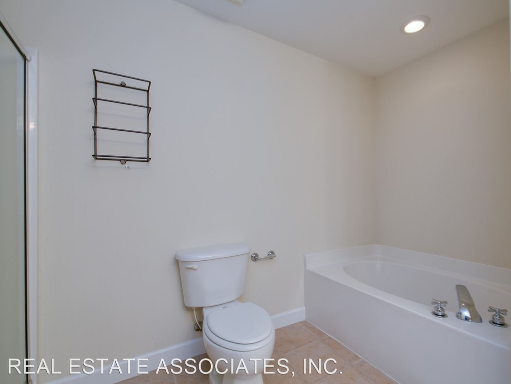 832 Saratoga Drive - Photo 15