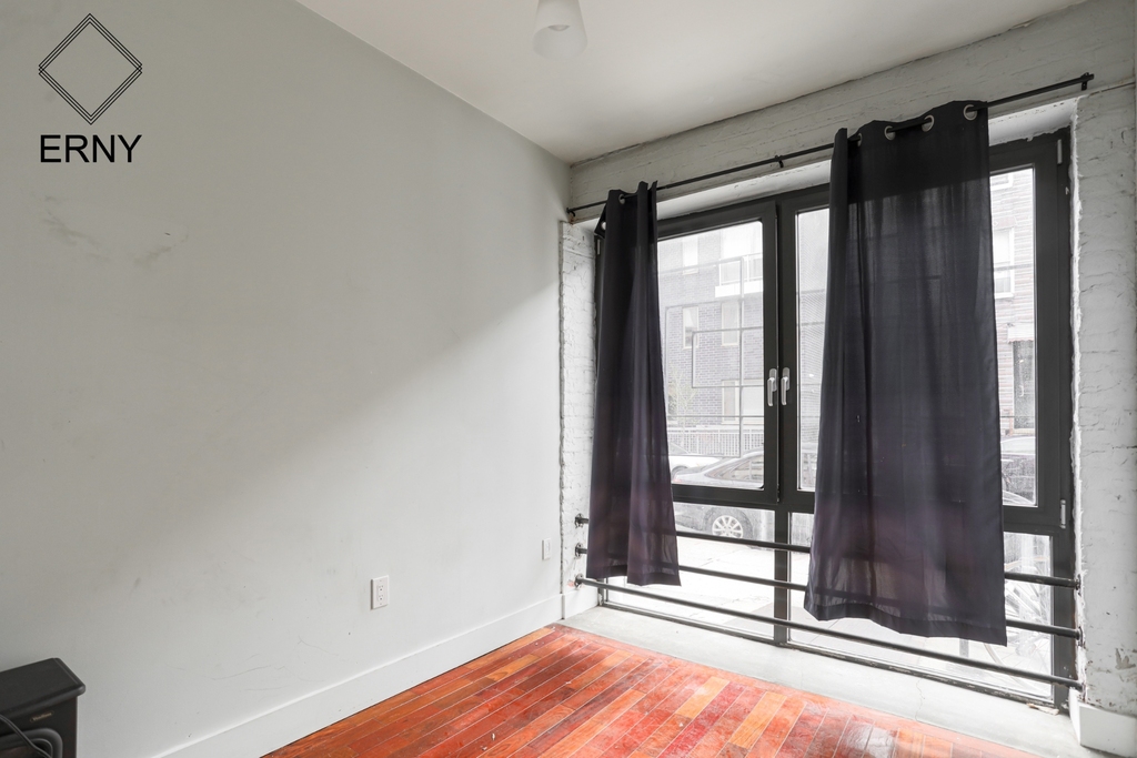 1131 Myrtle Avenue - Photo 4