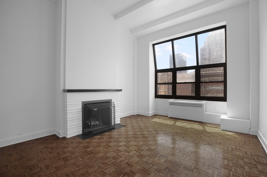 310 East 44th Street - Photo 1