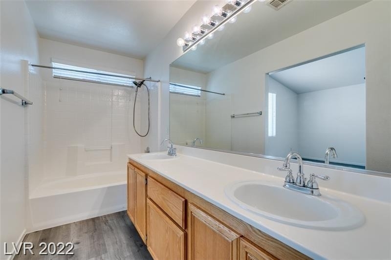 204 Zenith Point Avenue - Photo 14