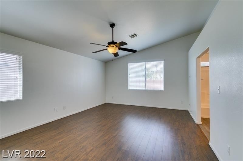 204 Zenith Point Avenue - Photo 16