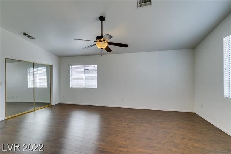 204 Zenith Point Avenue - Photo 17