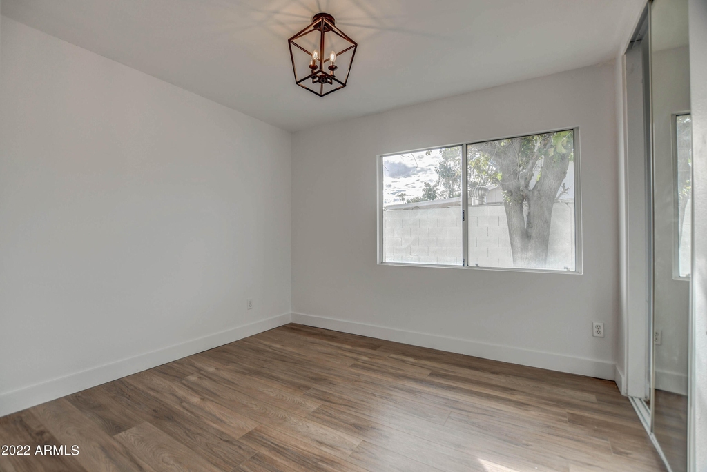 4837 E Pershing Avenue - Photo 29